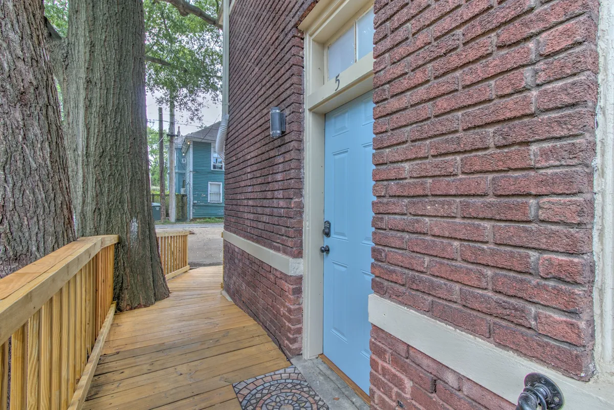 Classic brick bungalow studio property